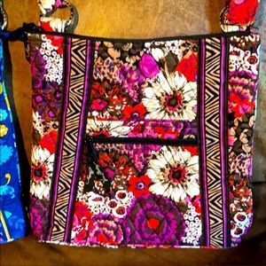 Vera Bradley hipster Crossbody purse, like new